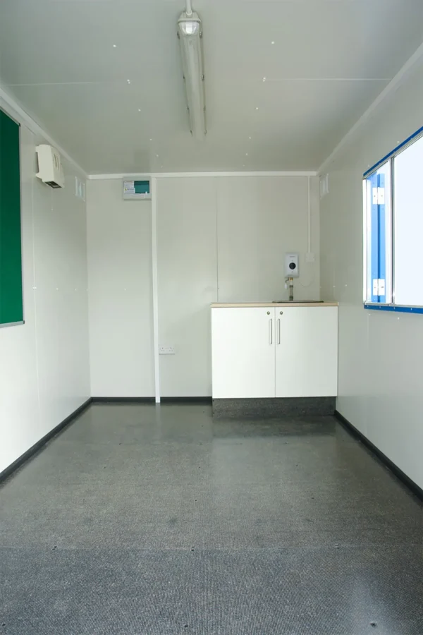 12Ft-x-7Ft-6in-Mobile-Canteen-Cabin-5-1.webp 12Ft x 7Ft 6in Mobile Canteen Cabin