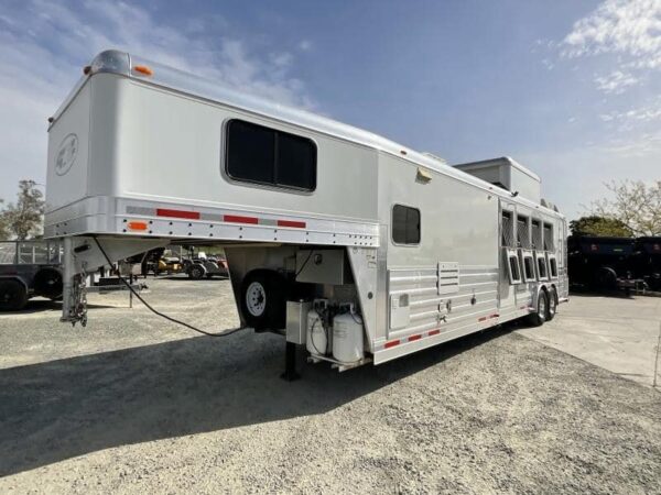 2008-4-star-trailer-4-horse-12ft-outlaw-lq.jpg 2008 4-Star Trailer 4 horse 12ft Outlaw LQ