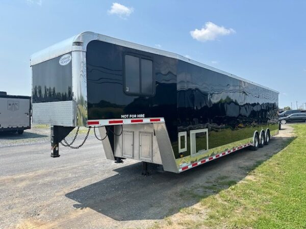 2021-CONTINENTAL-8.5X44-ENCLOSED-GOOSENECK-CAR-HAULER-FINISHED-INTERIOR-4.jpg 2021 Continental 8.5 x 44 Enclosed Gooseneck Trailer