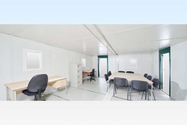 987-side-link-flatpack-office-inside1-800x534-1.jpg 6.5M X 4.6M Side Linked Flat Pack Container Office