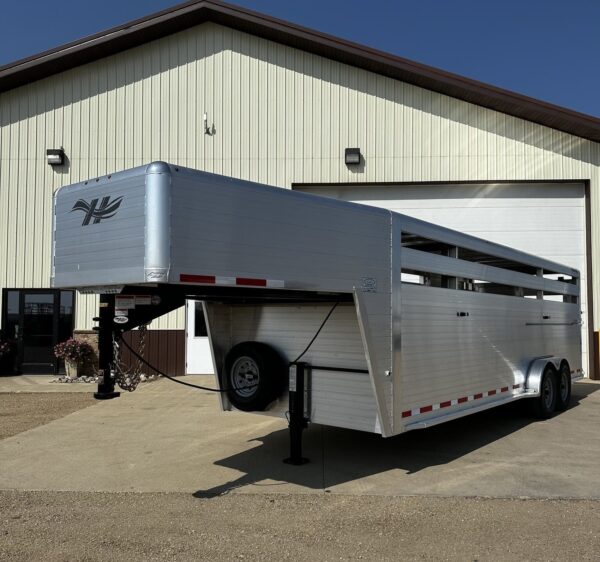 new-2024-hillsboro-24-livestock-trailer-three-compartments.jpg New 2024 Hillsboro 24′ Livestock Trailer – Three Compartments